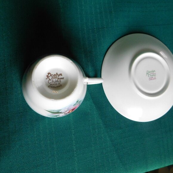 Roslyn pink purple flower cup saucer VGU - Picture 5 of 7
